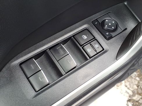 Used 2024 Toyota RAV4 Adventure image 12