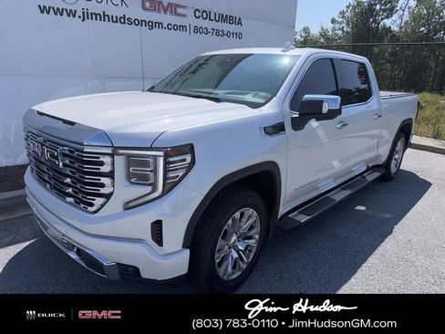 Used 2024 GMC Sierra 1500 Denali w/ Technology Package AWD/4WD image 1