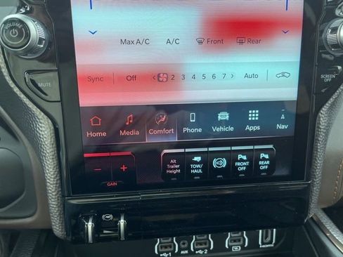 New 2026 RAM 3500 Longhorn AWD/4WD image 31