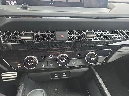Used 2024 Honda Accord Sport image 21