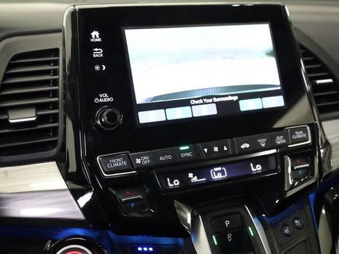 Used 2023 Honda Odyssey Elite image 22