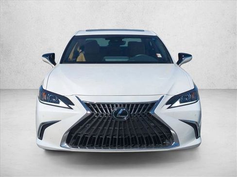 Used 2024 Lexus ES 350 w/ Premium Package image 2