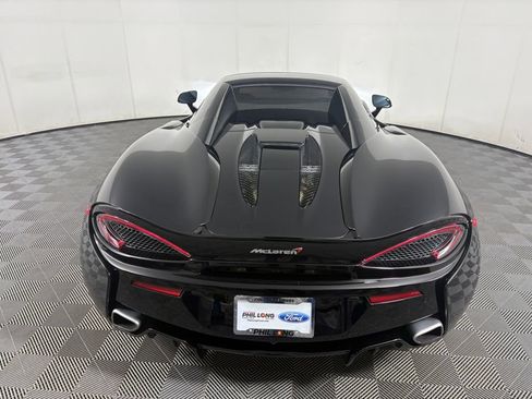 Used 2018 McLaren 570S Spider image 6