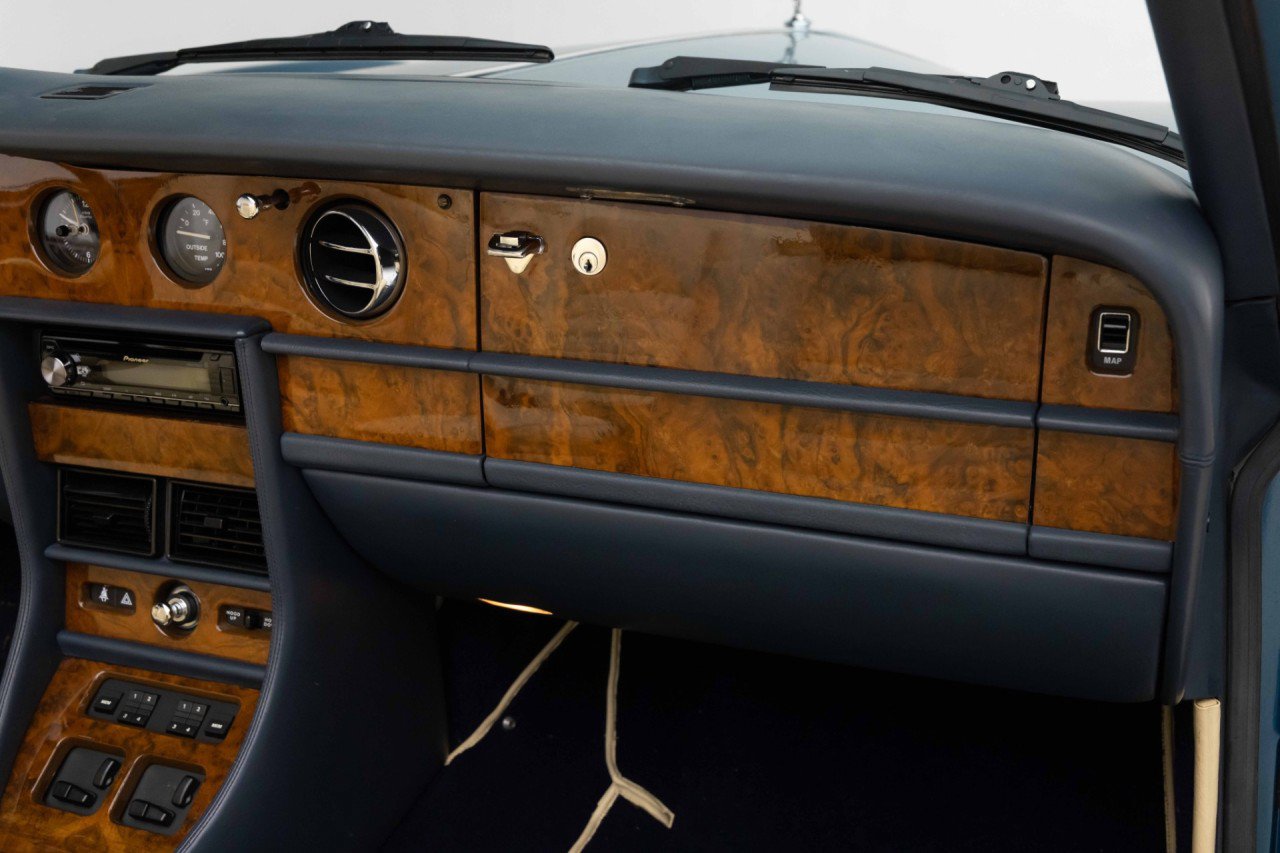 Used 1989 Rolls-Royce Corniche II RWD image 28
