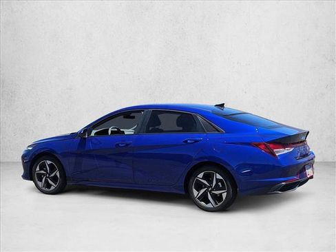 Certified 2023 Hyundai Elantra SEL w/ Convenience Package FWD image 6