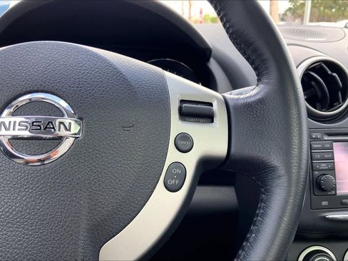 Used 2012 Nissan Rogue SL image 22