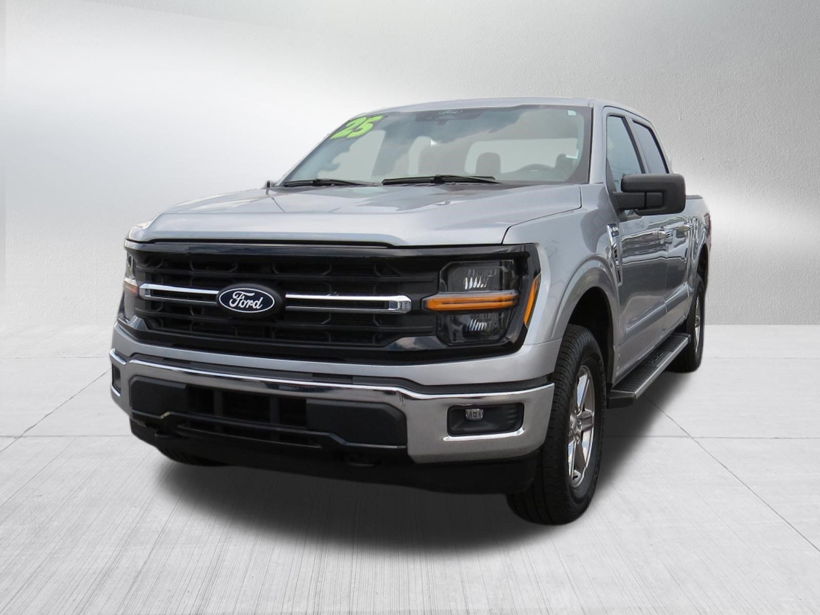 Used 2025 Ford F150 XLT w/ Equipment Group 301A Standard AWD/4WD image 8