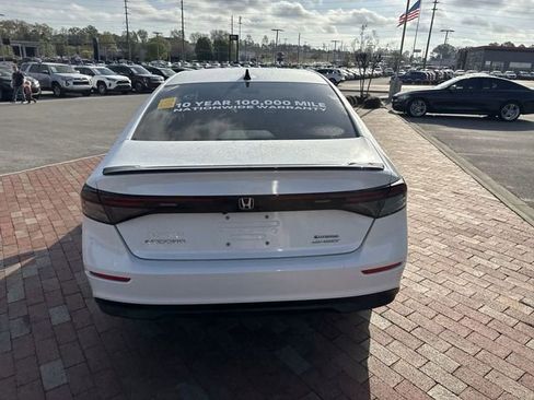 Used 2024 Honda Accord Sport image 13