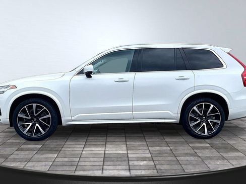 Used 2020 Volvo XC90 T6 Momentum w/ Protection Package Premier AWD/4WD image 4