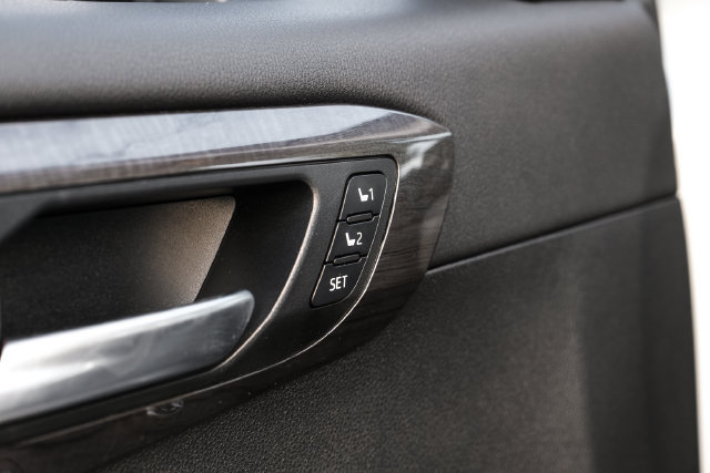 Used 2023 Toyota Highlander Platinum FWD image 51