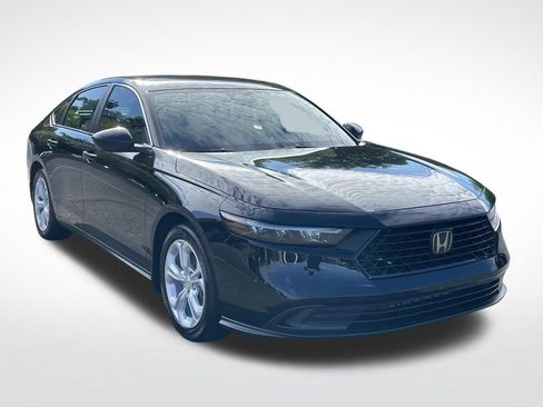 Certified 2023 Honda Accord LX image 8