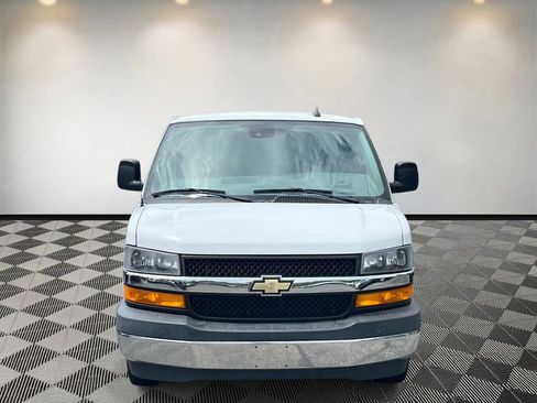 Used 2020 Chevrolet Express 3500 LT w/ LT Preferred Equipment Group RWD image 8
