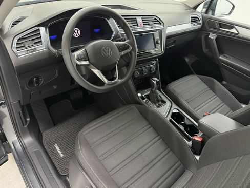 Used 2023 Volkswagen Tiguan S FWD image 9