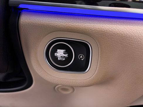 Used 2020 Mercedes-Benz GLE 350 4MATIC image 23