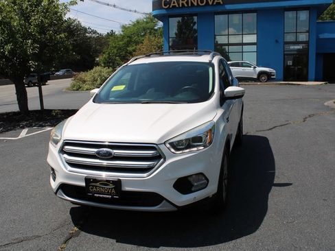 Used 2018 Ford Escape Titanium AWD/4WD image 9