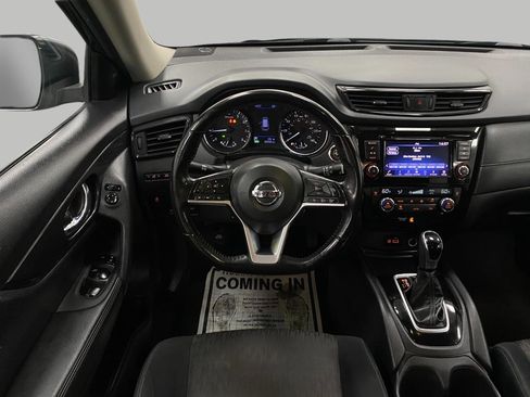 Used 2018 Nissan Rogue SV AWD/4WD image 14