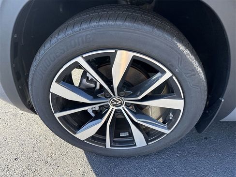 New 2025 Volkswagen Atlas Cross Sport SEL Premium R-Line image 8