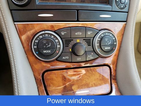 Used 2009 Mercedes-Benz SL 550 image 21