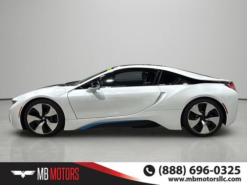 Used 2015 BMW i8 AWD/4WD image 2