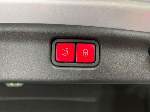 Used 2023 Mercedes-Benz C 43 AMG C 43 AMG image 36