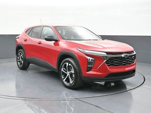 New 2026 Chevrolet Trax RS w/ Driver Confidence Package FWD image 15