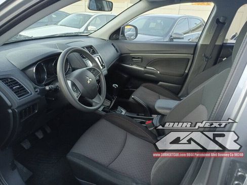 Used 2018 Mitsubishi Outlander Sport ES FWD image 3