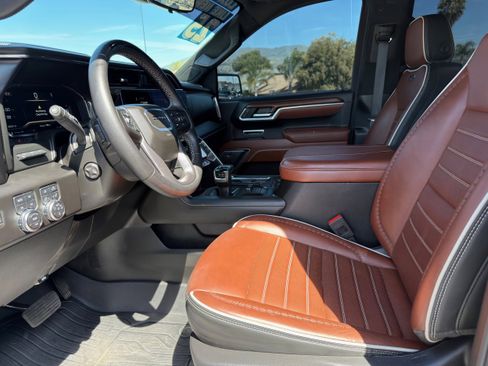 Used 2025 GMC Sierra 1500 Denali Ultimate image 23
