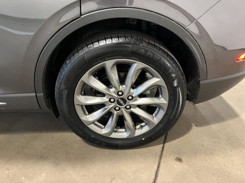 Used 2020 Lincoln Corsair AWD w/ Premium Package image 42