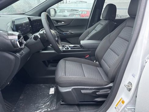 New 2026 Chevrolet Equinox LT w/ Safety and Technology Package AWD/4WD image 27