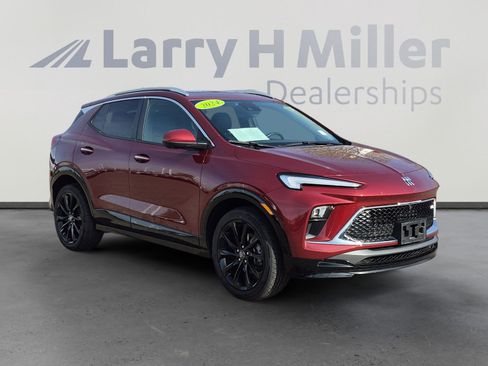 Used 2024 Buick Encore GX Sport Touring w/ Experience Buick Package image 7