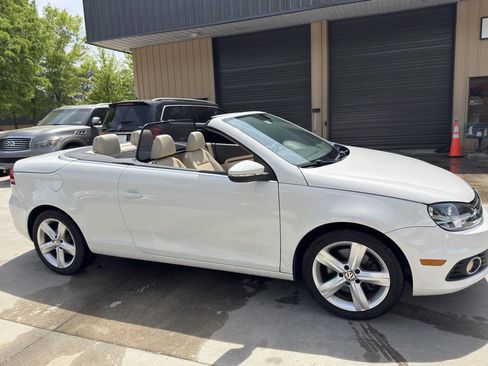 Used 2012 Volkswagen Eos Lux image 7