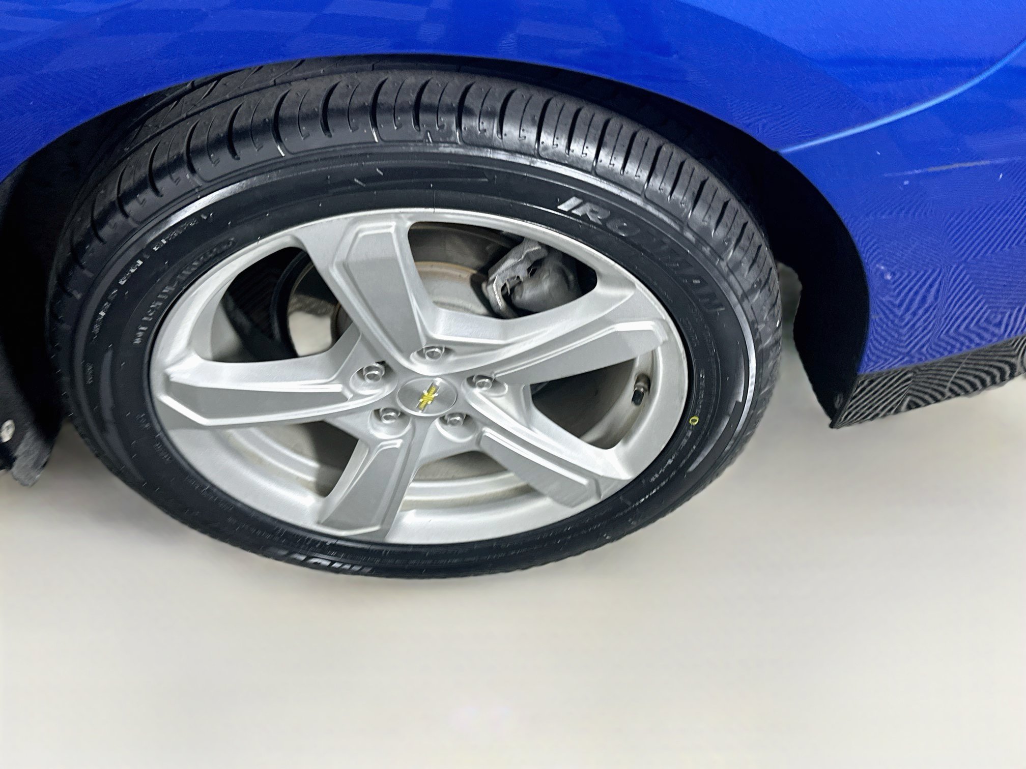Used 2017 Chevrolet Volt LT w/ Comfort Package FWD image 11