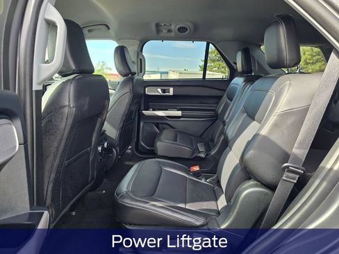 Used 2024 Ford Explorer Limited AWD/4WD image 16