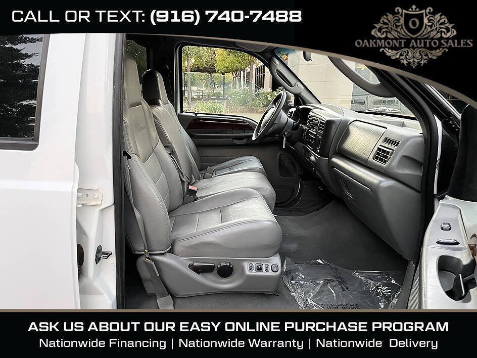 Used 2004 Ford F350 Lariat AWD/4WD image 14