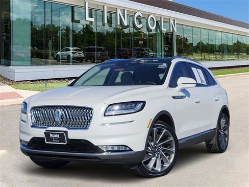 Certified 2022 Lincoln Nautilus Reserve w/ Equipment Group 202A image 1