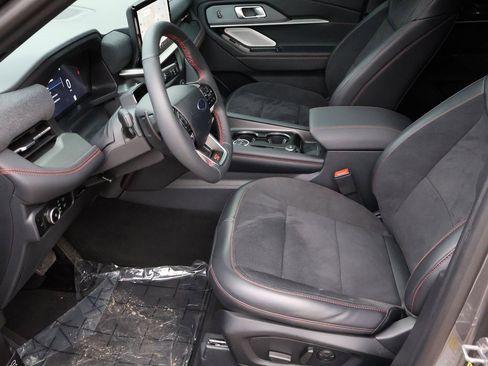 Used 2025 Ford Explorer ST w/ Sun And Sound Package image 41