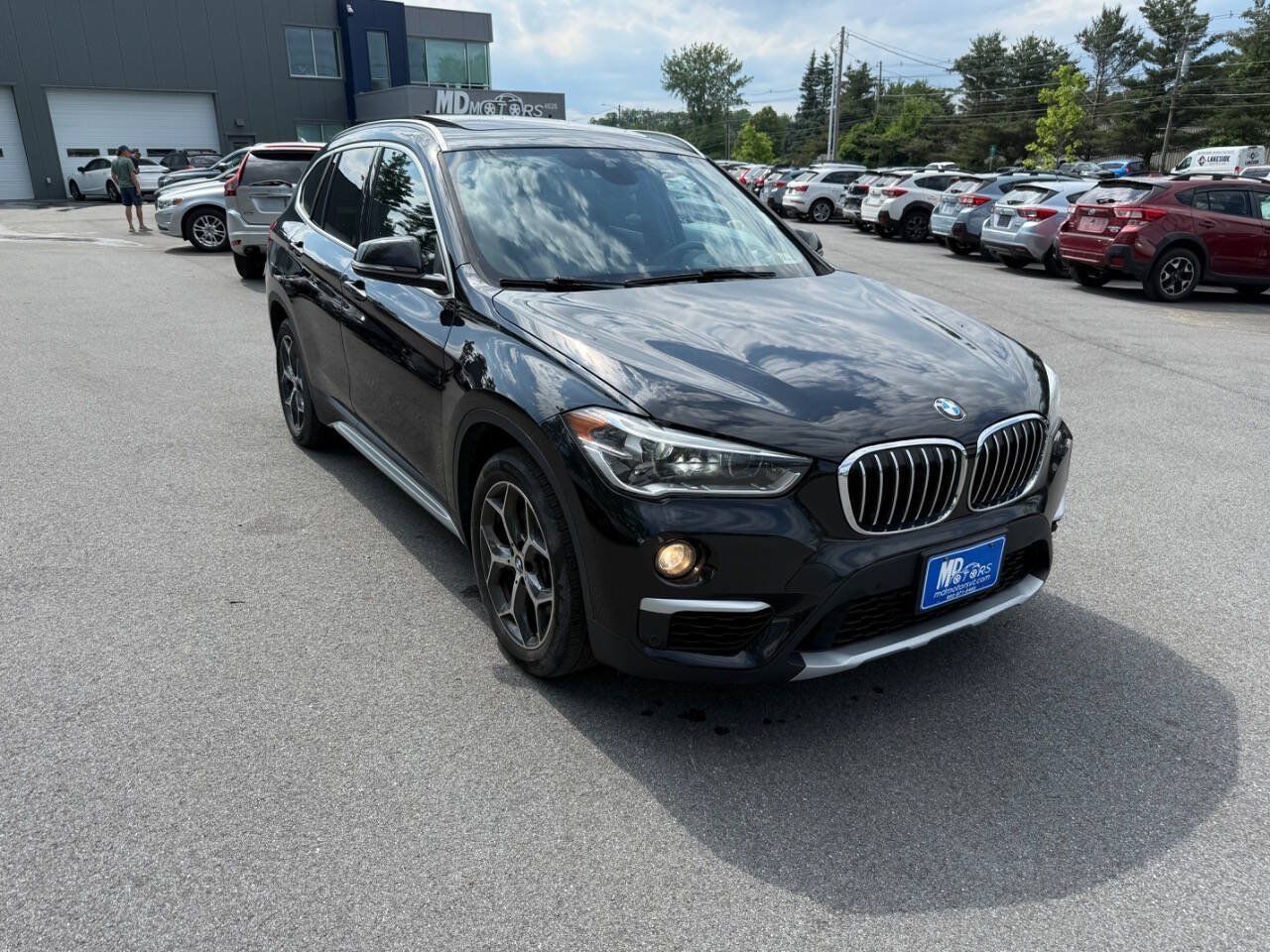 Used 2019 BMW X1 xDrive28i w/ Convenience Package AWD/4WD image 4