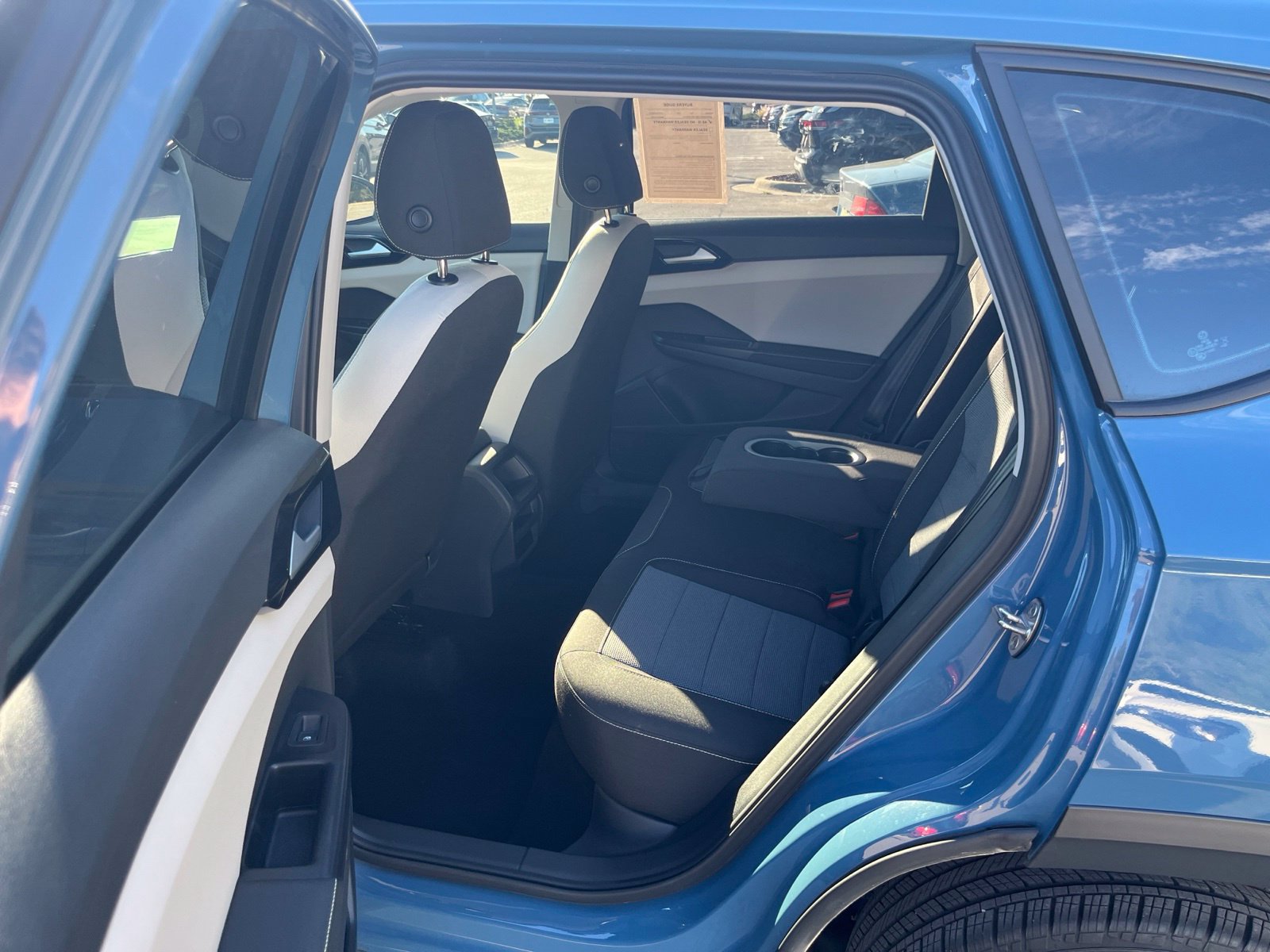 Certified 2025 Volkswagen Taos S FWD image 27