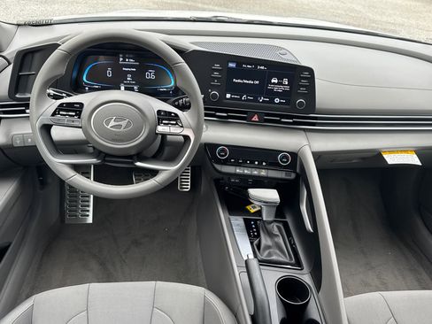 New 2026 Hyundai Elantra Sport image 23