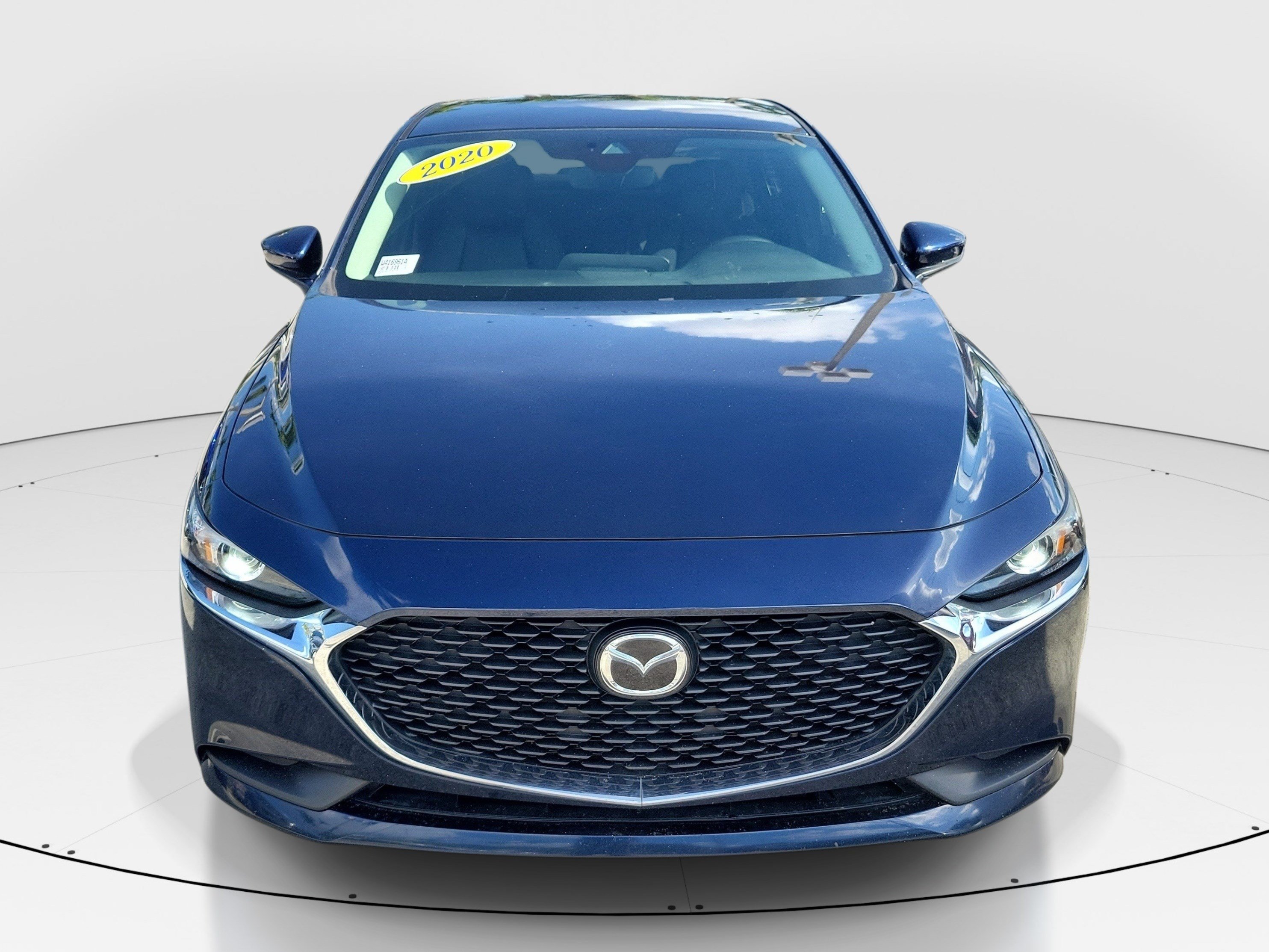 Used 2020 MAZDA MAZDA3 Sedan w/ Select Package FWD image 2