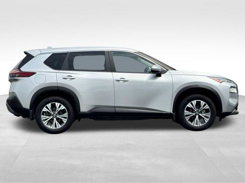 Used 2023 Nissan Rogue SV AWD/4WD image 8