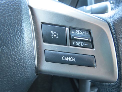 Used 2015 Subaru Forester 2.5i Premium w/ All-Weather Package image 13