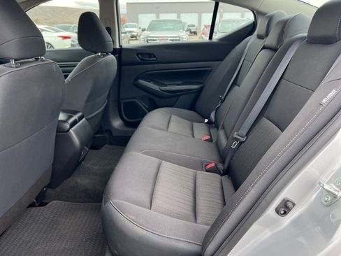 Used 2024 Nissan Altima 2.5 SV image 18