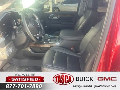 Used 2024 GMC Sierra 1500 Elevation w/ Elevation Premium Package AWD/4WD image 6
