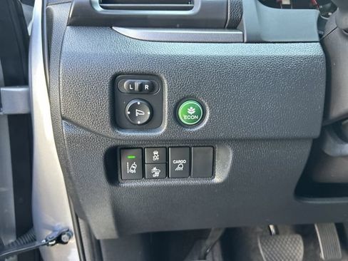 Certified 2025 Honda Ridgeline Sport image 19