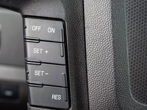 Used 2011 Ford Escape XLT w/ 201A Rapid Spec Order Code image 16