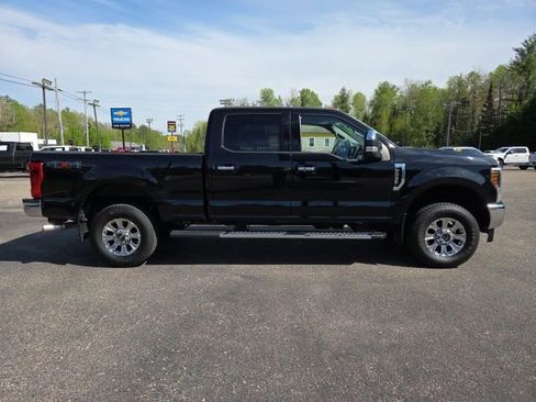 Used 2019 Ford F250 Lariat w/ Lariat Ultimate Package AWD/4WD image 39