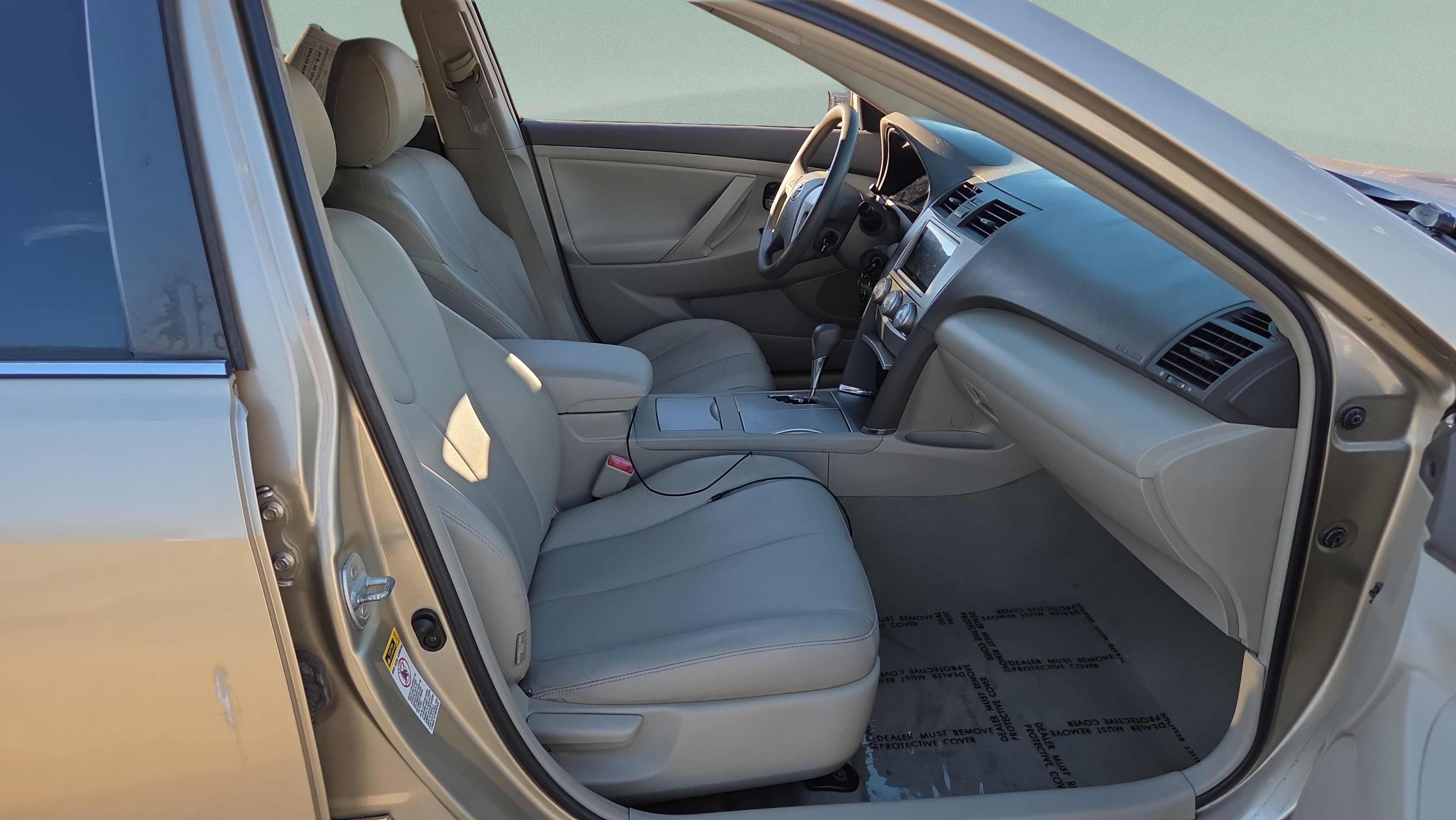 Used 2011 Toyota Camry LE w/ LE Extra-Value Pkg FWD image 17