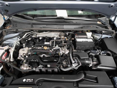 Used 2024 Toyota Corolla SE w/ SE Premium Package FWD image 30