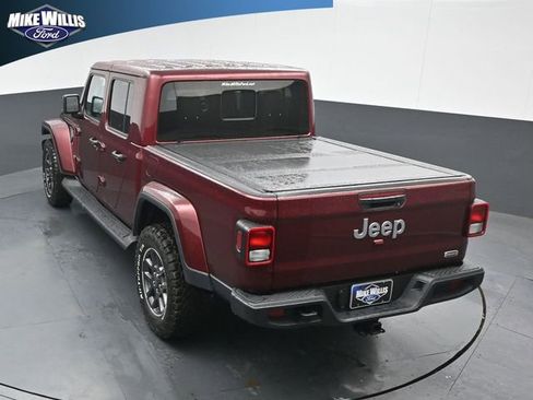 Used 2021 Jeep Gladiator Overland AWD/4WD image 13
